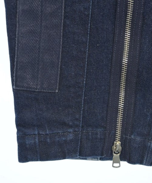 Name. ยีนส์