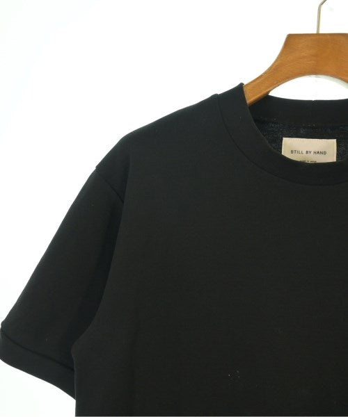 STILL BY HAND เสื้อยืด/เสื้อท็อปส์