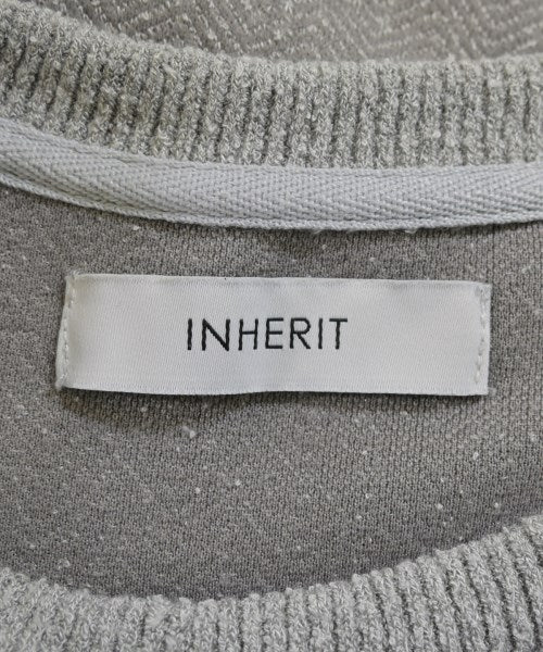 INHERIT เสื้อยืด/เสื้อท็อปส์
