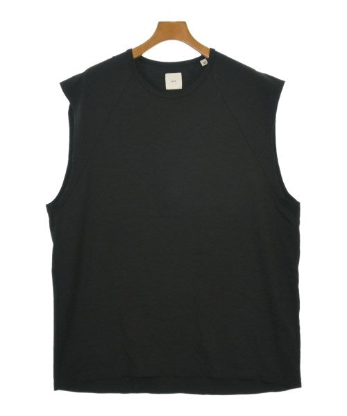 Lui's เสื้อยืด/เสื้อท็อปส์