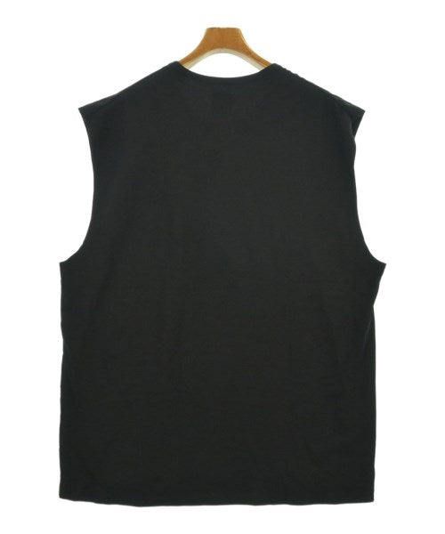 Lui's เสื้อยืด/เสื้อท็อปส์