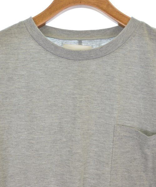 Lui's เสื้อยืด/เสื้อท็อปส์