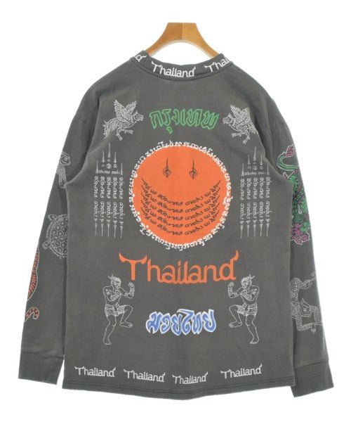 Lui's เสื้อยืด/เสื้อท็อปส์