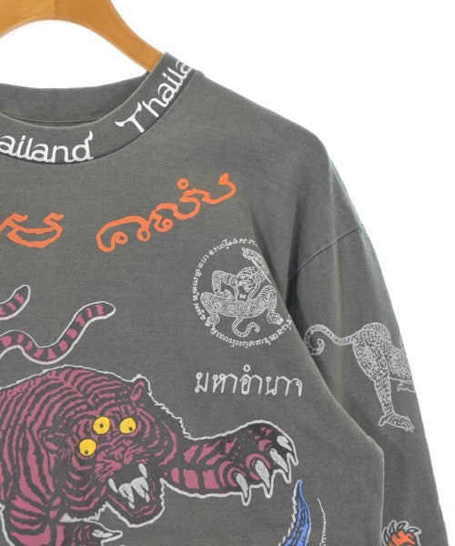Lui's เสื้อยืด/เสื้อท็อปส์