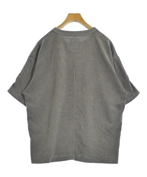 Lui's เสื้อยืด/เสื้อท็อปส์