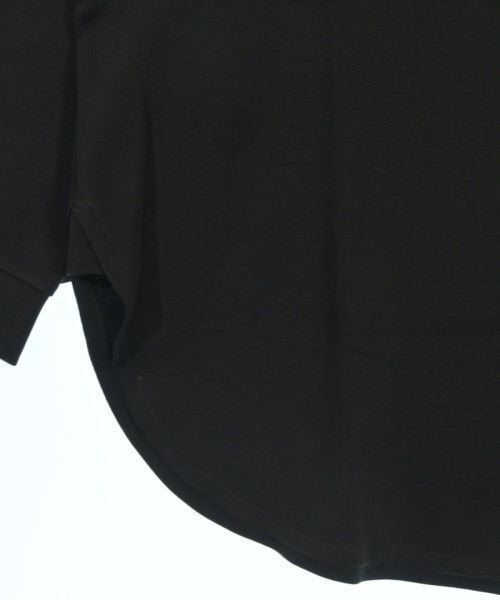 Lui's เสื้อยืด/เสื้อท็อปส์