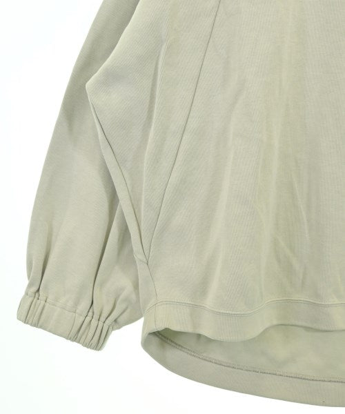 Lui's เสื้อสเวตเตอร์