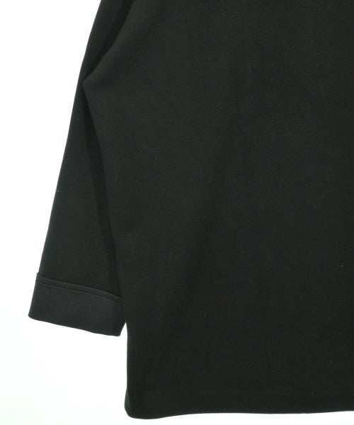 Lui's เสื้อยืด/เสื้อท็อปส์