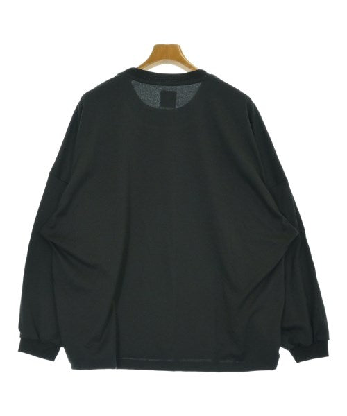 Lui's เสื้อยืด/เสื้อท็อปส์