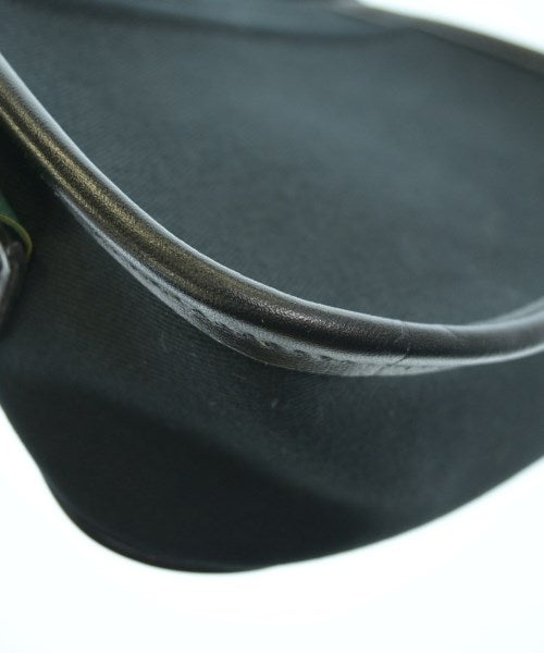 Brady กระเป๋าสะพาย