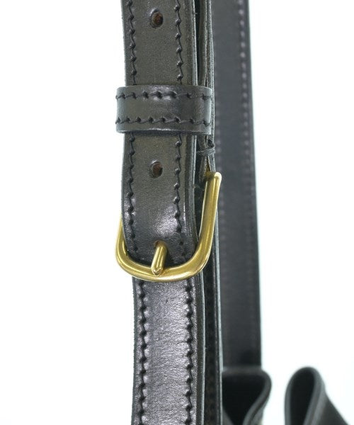 Brady กระเป๋าสะพาย