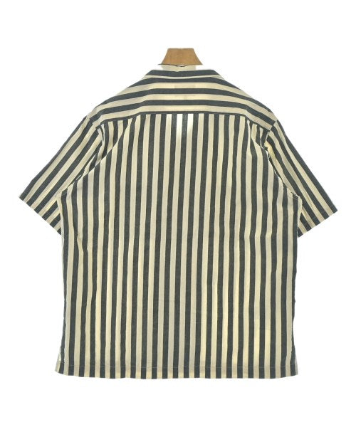 Pilgrim surf+Supply เสื้อลำลอง
