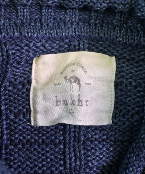 bukht เสื้อกันหนาว