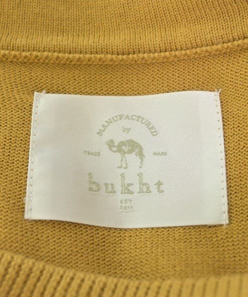 bukht เสื้อกันหนาว