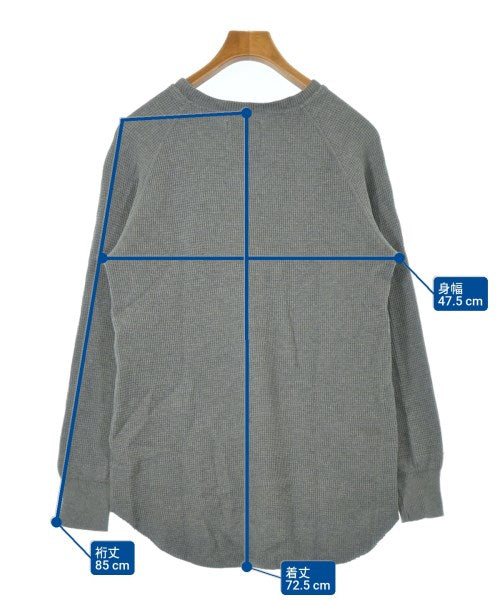 bukht เสื้อยืด/เสื้อท็อปส์