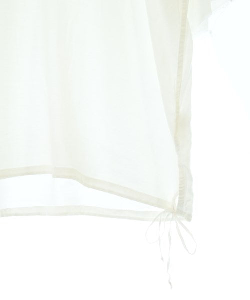 bukht เสื้อยืด/เสื้อท็อปส์