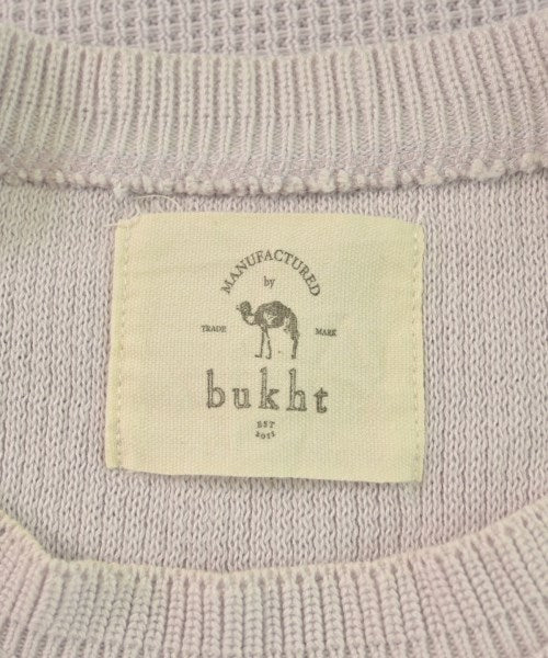 bukht เสื้อยืด/เสื้อท็อปส์