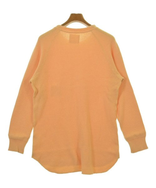 bukht เสื้อยืด/เสื้อท็อปส์