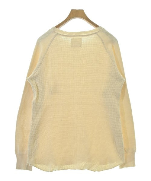 bukht เสื้อยืด/เสื้อท็อปส์