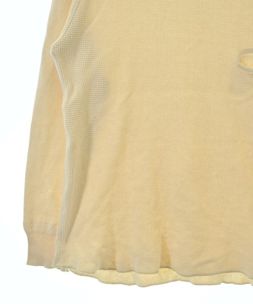bukht เสื้อยืด/เสื้อท็อปส์