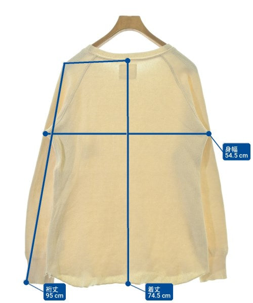 bukht เสื้อยืด/เสื้อท็อปส์