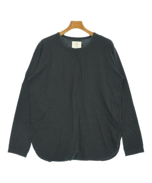 bukht เสื้อยืด/เสื้อท็อปส์