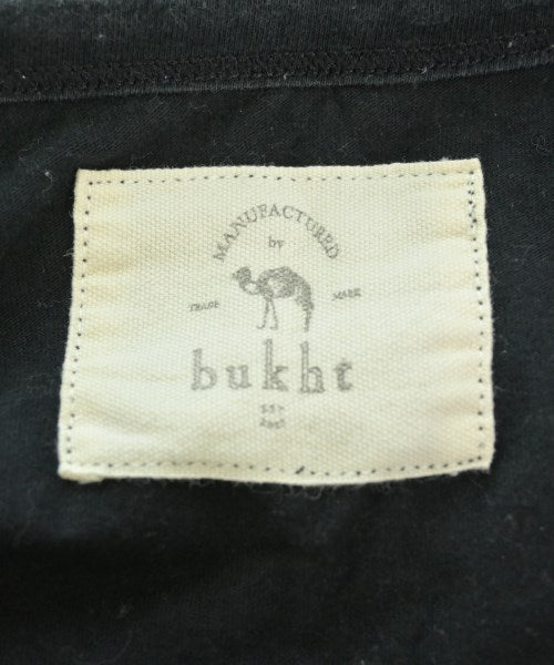bukht เสื้อยืด/เสื้อท็อปส์