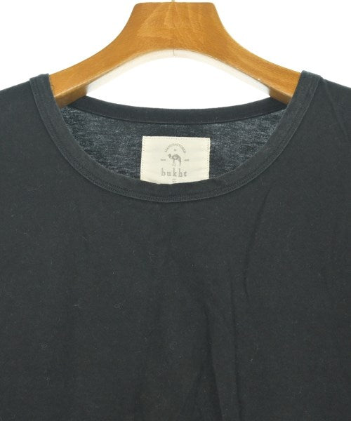 bukht เสื้อยืด/เสื้อท็อปส์