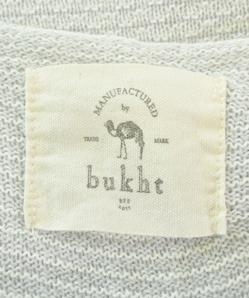 bukht เสื้อยืด/เสื้อท็อปส์