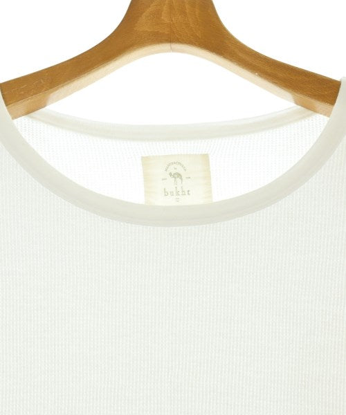 bukht เสื้อยืด/เสื้อท็อปส์