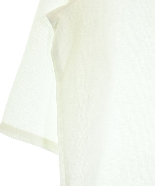 1piu1uguale3 เสื้อลำลอง