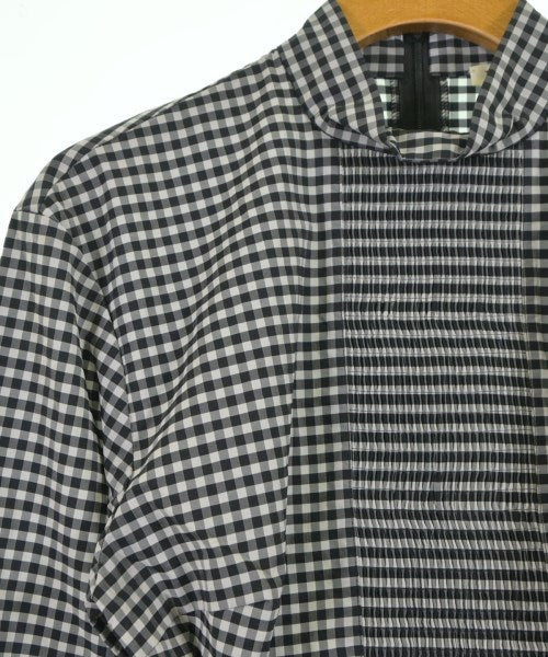 THE IRON เสื้อสตรี