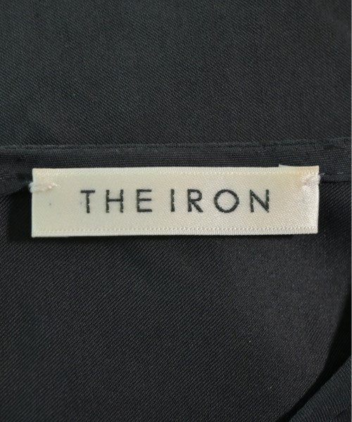 THE IRON ชุดเดรส