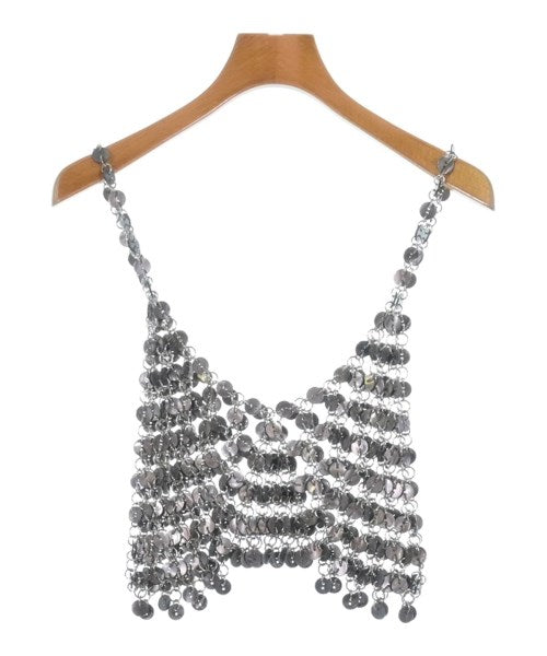 Chika Kisada เสื้อกั๊ก