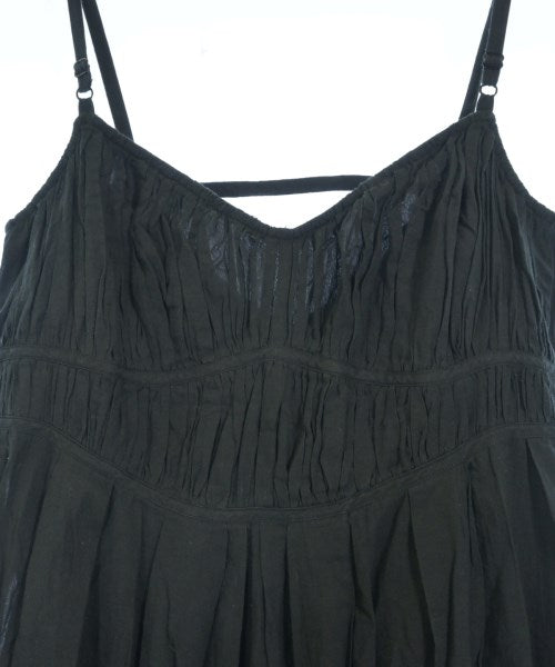 Chika Kisada ชุดเดรส