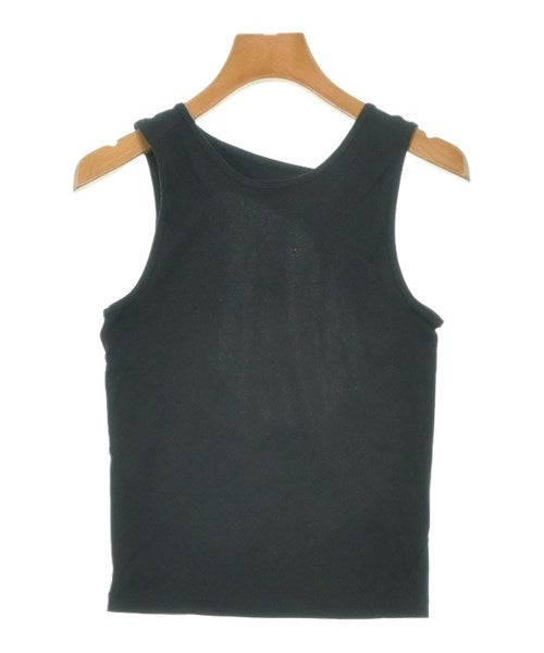 Chika Kisada เสื้อกล้าม