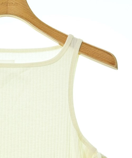 Chika Kisada ชุดเดรส