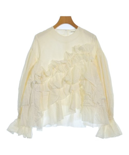 Chika Kisada เสื้อลำลอง