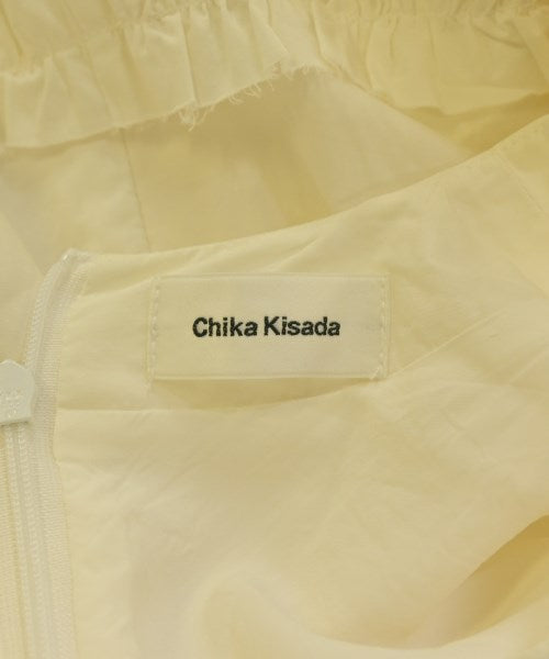Chika Kisada เสื้อลำลอง