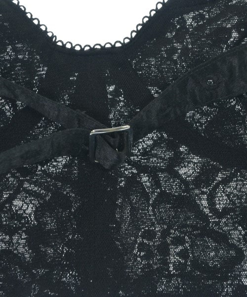 Chika Kisada เสื้อลำลอง