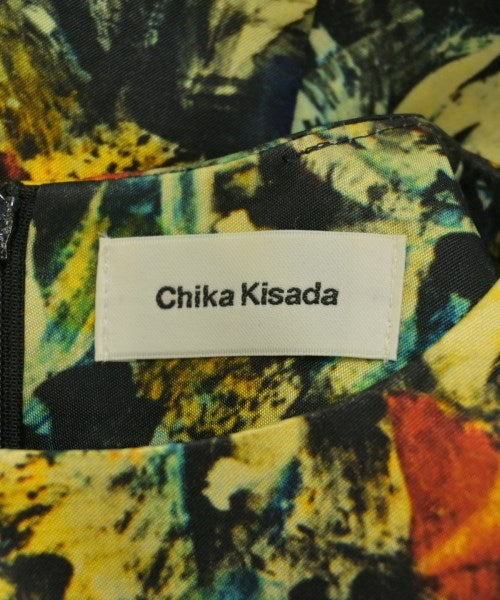 Chika Kisada เสื้อสตรี