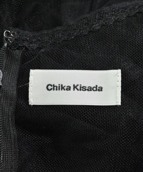 Chika Kisada ชุดเดรส