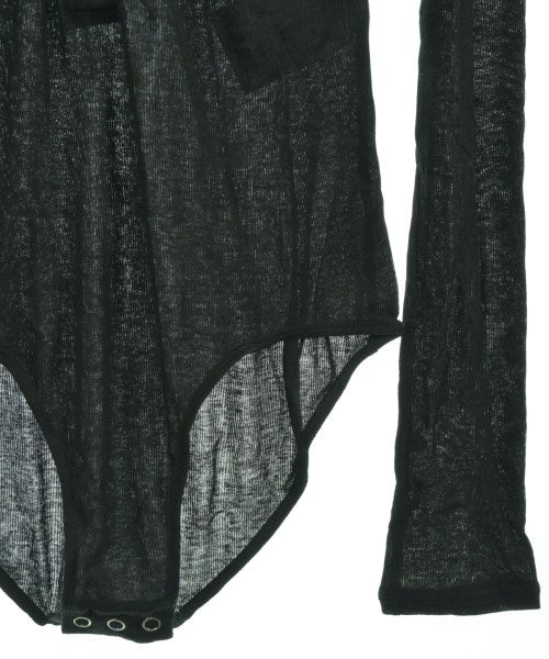 Chika Kisada เสื้อยืด/เสื้อท็อปส์
