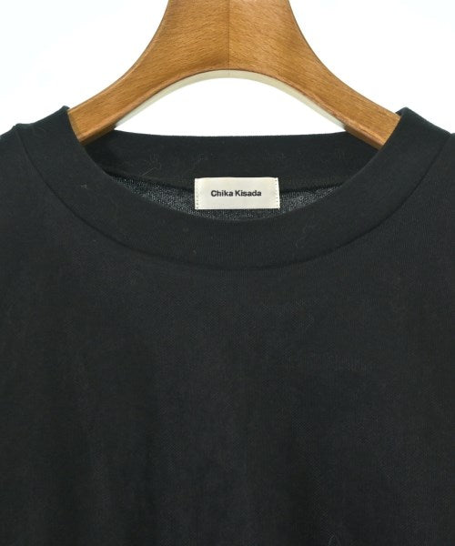 Chika Kisada เสื้อยืด/เสื้อท็อปส์