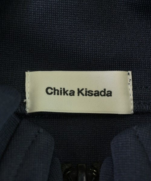 Chika Kisada ชุดเดรส