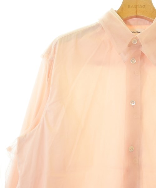 Chika Kisada เสื้อลำลอง
