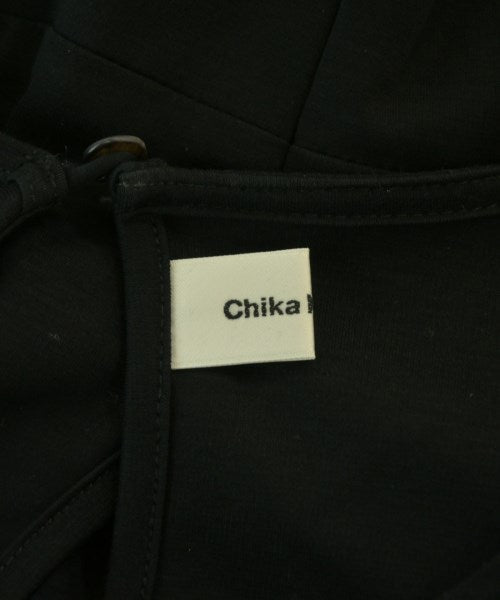 Chika Kisada ชุดเดรส