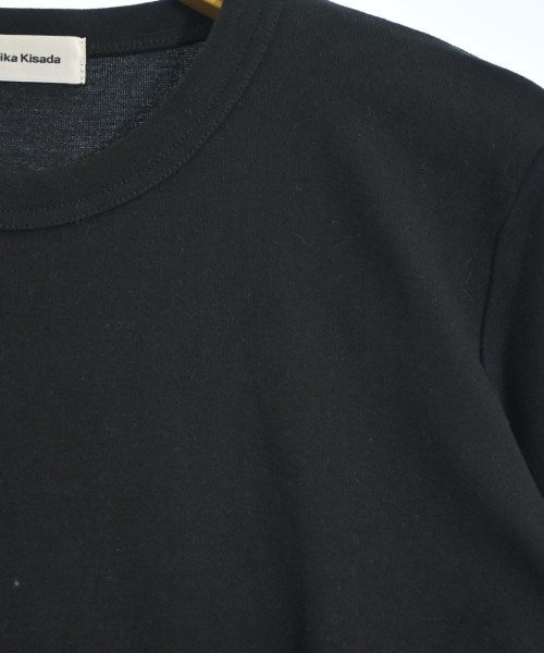 Chika Kisada เสื้อยืด/เสื้อท็อปส์