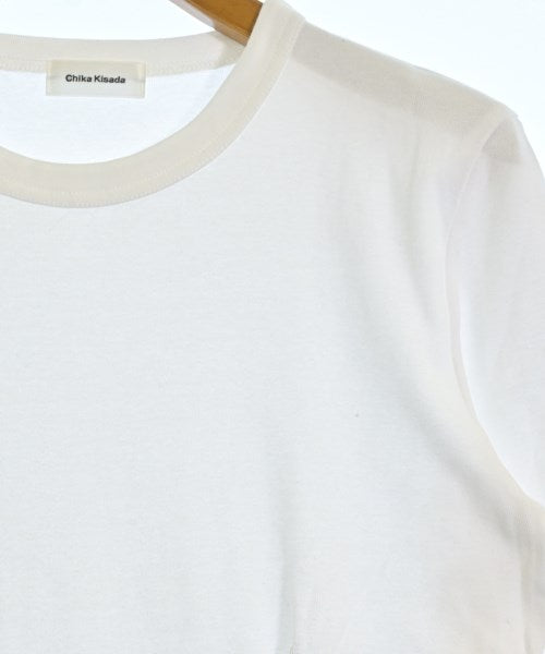 Chika Kisada เสื้อยืด/เสื้อท็อปส์