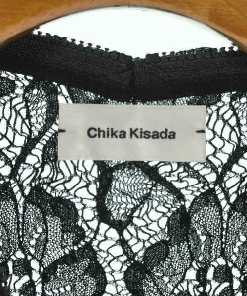 Chika Kisada เสื้อลำลอง
